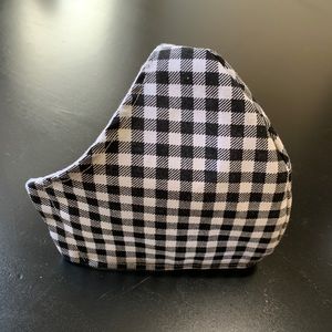 Black and white plaid pattern face mask.